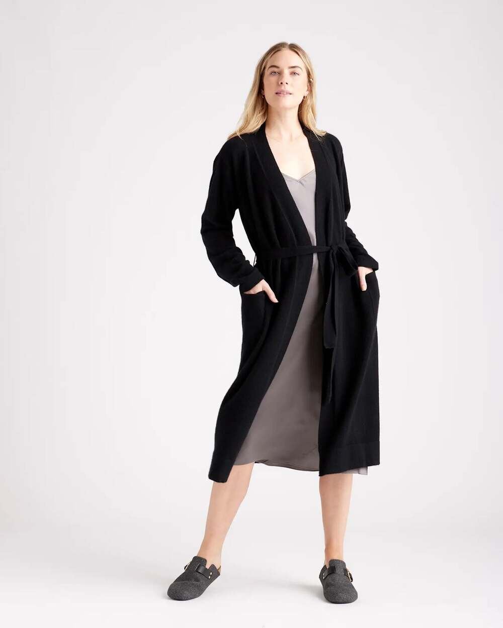 QUINCE Mongolian Cashmere Robe in black, SIZE XL (missing belt)